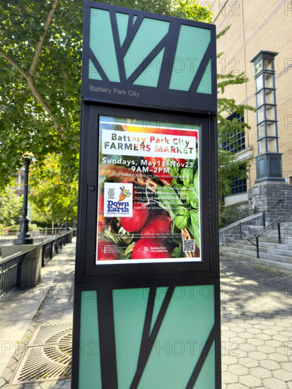 Sign for Battery Park City Farmers Market, Battery Park City, Manhattan, New York City, New York, USA