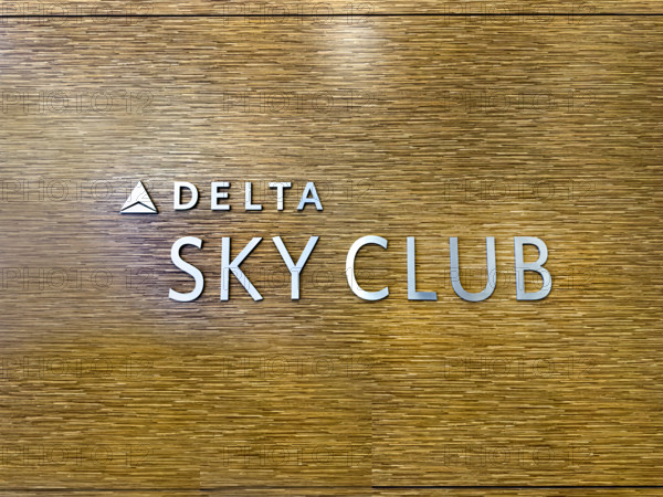 Delta Sky Club, interior wall detail, Delta Airlines, John F. Kennedy international Airport, Jamaica, Queens, New York City, New York, USA