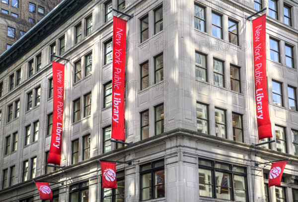 New York Public Library, Stavros Niarchos Foundation Library (SNFL), building exterior, 455 Fifth Avenue, Manhattan, New York City, New York, USA