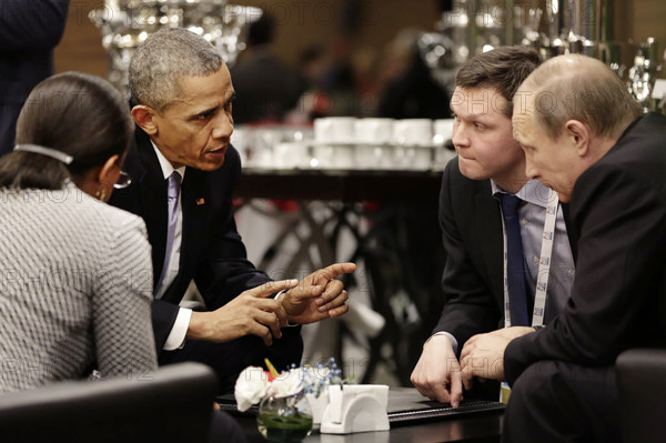 U.S. President Obama meeting privately with President Vladimir Putin of Russia during the G20 Summit, Regnum Carya Resort, Antalya, Turkey, Pete Souza, Office of White House Photography, November 15, 2015