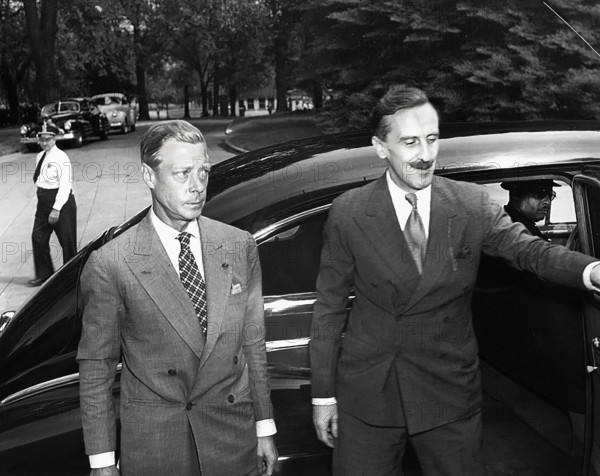 Duke of Windsor, formerly King Edward VIII, and British diplomat Sir John Balfour arriving at White House on the date of the announcement of the Japanese surrender ending World War II, Washington, D.C., USA, Abbie Rowe, National Parks Service, Harry S. Truman Library, August 14, 1945