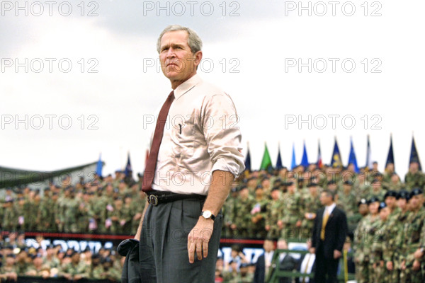 U.S. President George W. Bush delivering remarks, Fort Drum, Le Ray, New York, USA, Paul Morse, George W. Bush White House Photo Office, July 19, 2002