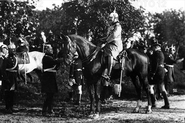 Guillaume II lors de manoeuvres militaires près de Berlin