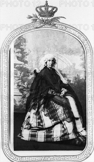 Marie-Amélie  de Bourbon, Reine des Français