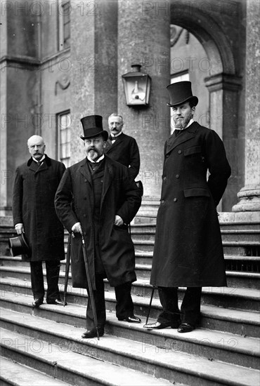 Stowe House, England, King Edward VII  visiting the Count of Paris