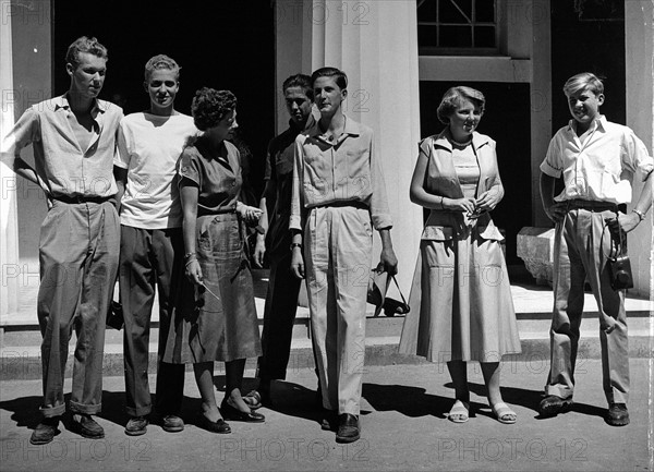 Cruise of the kings aboard the "Agamemnon" organised by Queen Frederika of Greece in 1954 and the crown princes