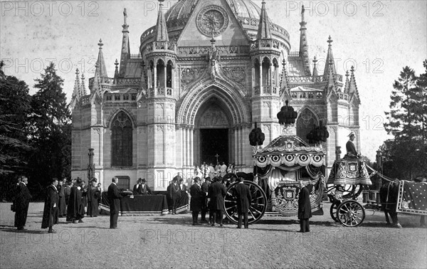 Funeral of Prince Henri of Orléans in Dreux