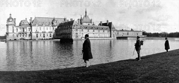 Le Duc de Chartres à la chasse à courre devant le château de Chantilly