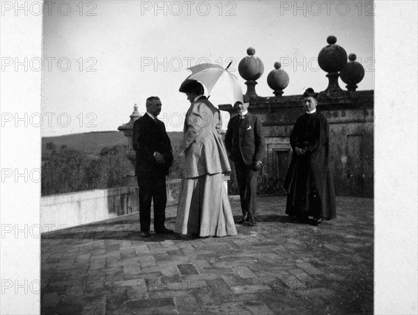 Amélie d'Orléans, Reine du Portugal. Probablement à Cintra