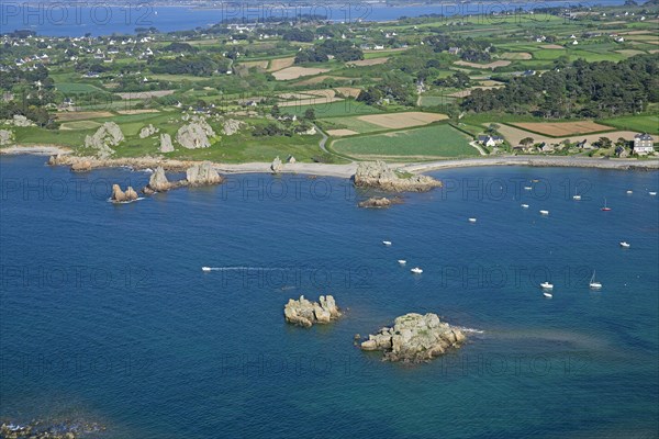 Plougrescant, Côtes-d'Armor