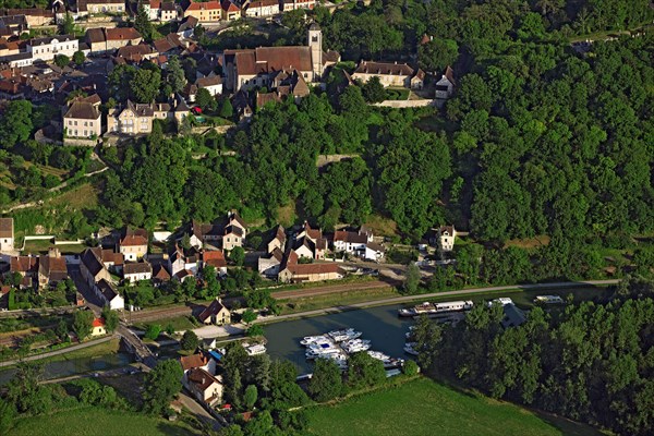 Châtel-Censoir, Yonne