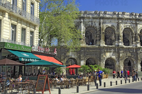 Nîmes, Gard