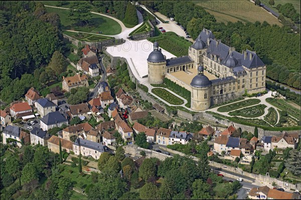 Hautefort, Dordogne