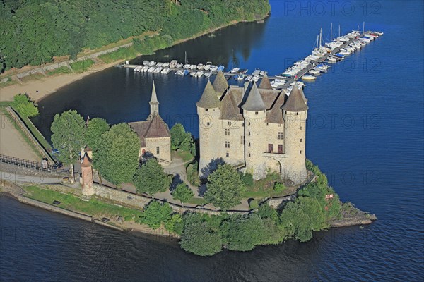 Le Château de Val, Cantal