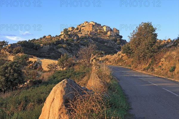 Sant'Antonino, Haute-Corse