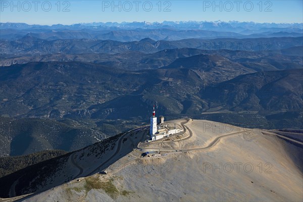 Sommet du Mont ventoux et l'observatoire, Vaucluse