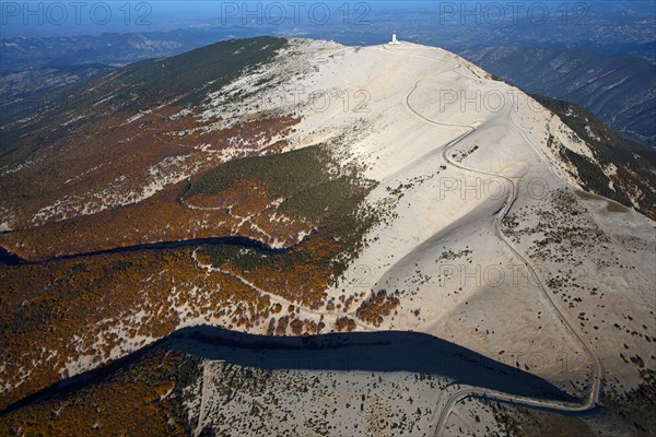 Sommet du Mont ventoux et l'observatoire, Vaucluse