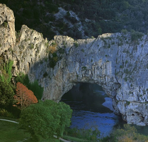 Vallon-Pont-d'Arc, Ardèche