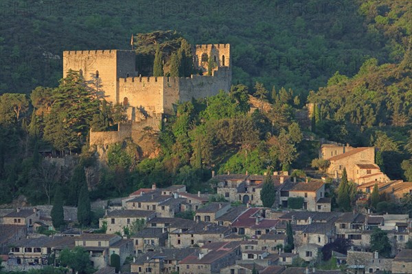 Castelnou, Pyrénées-Orientales