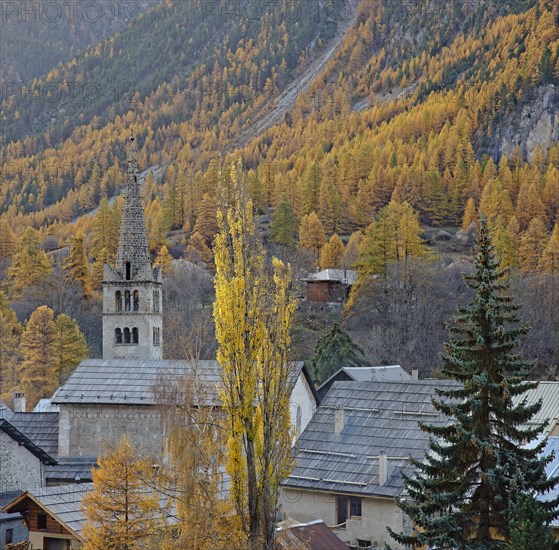 Névache en automne, Vallée de la Clarée, Hautes-Alpes