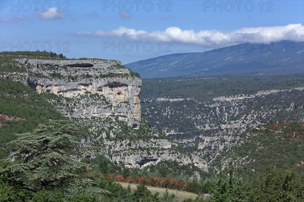 Monieux, Gorges de la Nesque, Vaucluse