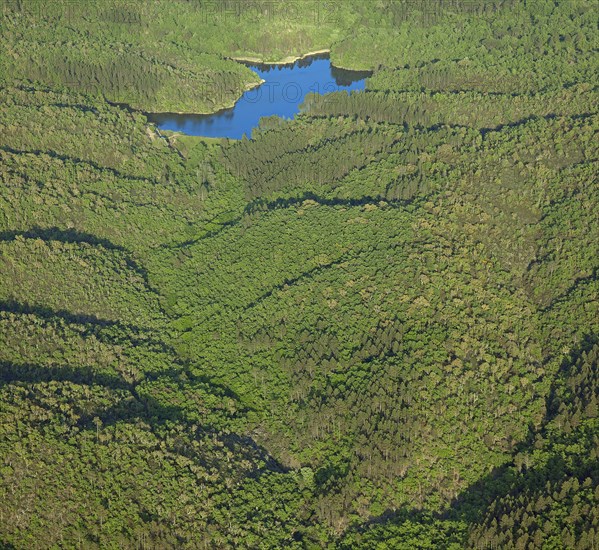 Vue aérienne du massif des Adrets, Var