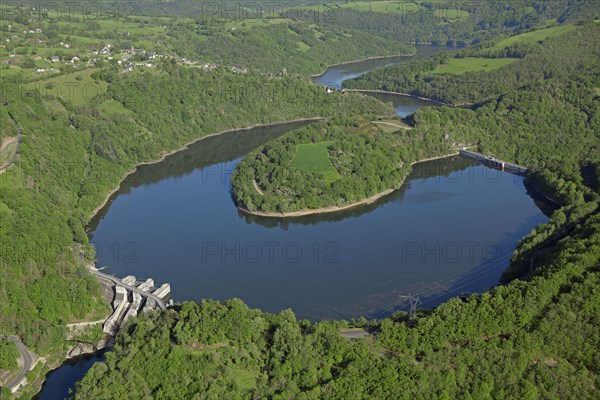 Castelnau-Lassouts hydroelectric dam, Aveyron