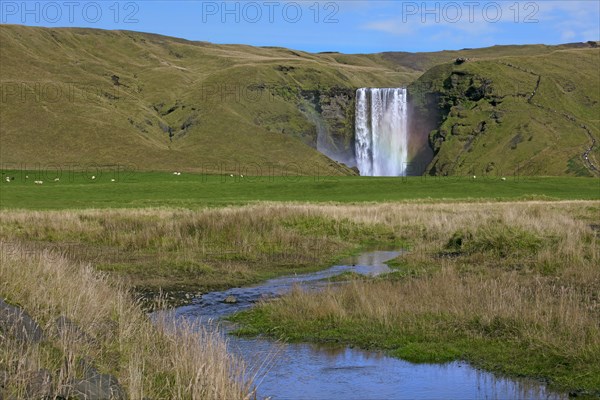 Islande, la cascade de Skogafoss