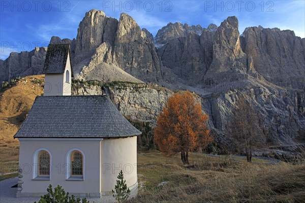 Chapel of San Maurizio, Passo Gardena, Italy