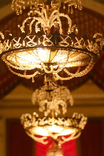 France, Normandie, calvados, deauville, hotel royal barriere, lustre, luminaire, grand salon,