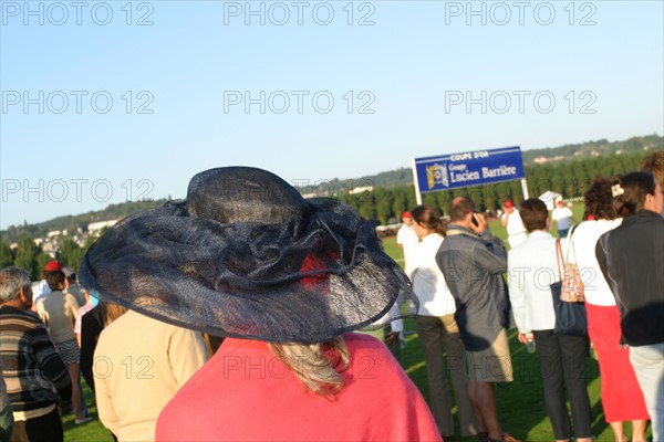 France, Basse Normandie, calvados, cote fleurie, deauville, polo, sport cheval, competition barriere golden, polo cup, hippodrome, chapeau,