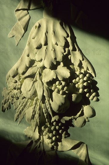 france, Paris 7e, hotel du chatelet ministere du travail, detail ancienne salle a manger (salle des accords de Grenelle)
decor floral,