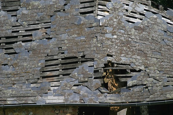 France, remains of roofing