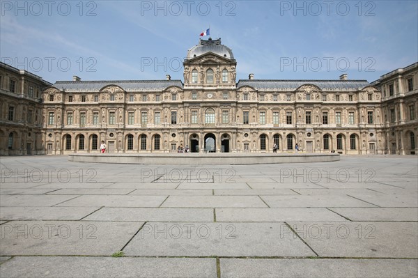 France, cour carree