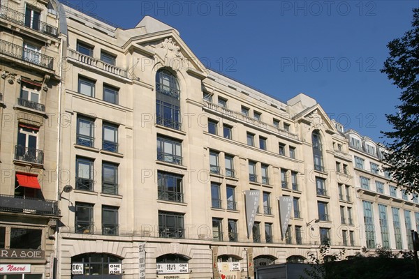 France, Paris 2e, immeuble 100 rue Reaumur, l'intransigeant, art deco,