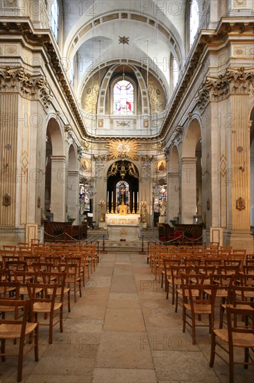 France, Paris 4e, ile saint Louis, eglise Saint Louis en l'ile, nef, voute,