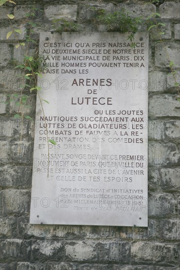 France, Paris 5e, arenes de Lutece, vestiges, histoire medievale,