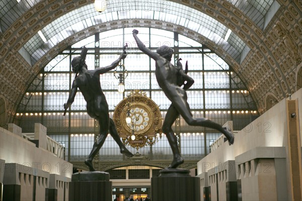 France, Paris 7e, musee d'Orsay, quai Anatole france, horloge, verriere, statues, sculptures,