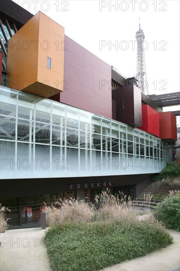 France, Paris 7e, musee du quai branly, arts premiers, architecte jean nouvel,