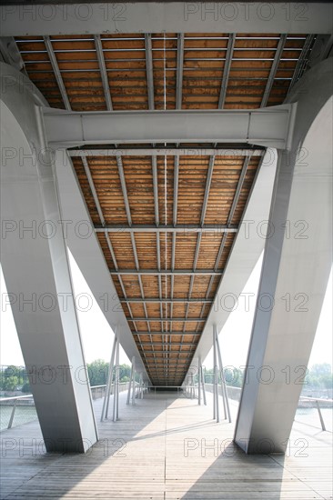 Passerelle Simone de Beauvoir à Paris