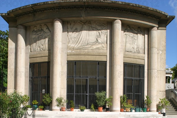 France, Paris 16e, cimetiere de Passy
pavillon de l'entree, avenue paul doumer, architecte rene berger,