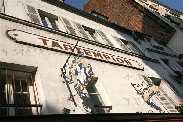 France, Paris 18e, butte Montmartre, place du tertre restaurant tartempion enseigne,