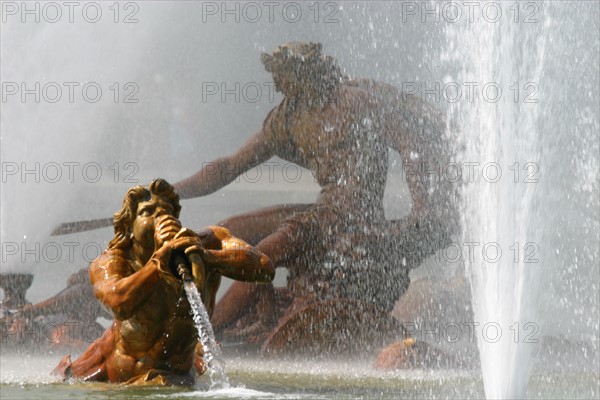 France, yvelines, Versailles, chateau, grandes eaux de Versailles, fontaine, jets d'eau sculpture,