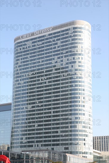 France, hauts de Seine, la defense, tours, immeubles, gratte ciel, tour coeur defense, elevee en 2001,