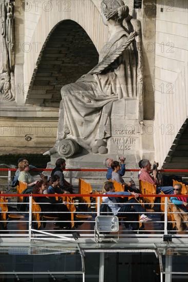 France, statue on a pile of bridge