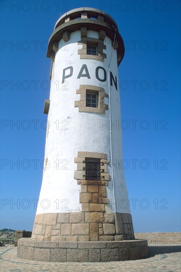 Ile de Bréhat, phare du Paon