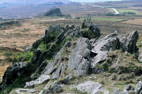 France, Bretagne, Finistere, monts d'arree, au sommet du roc'h trevezel, point culminant a 364 metres, paysage, rochers, lande sauvage,