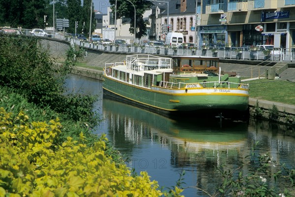 France, Bretagne, cotes d'Armor, redon, port, peniche, canal de nantes a brest, l'oust, riviere,