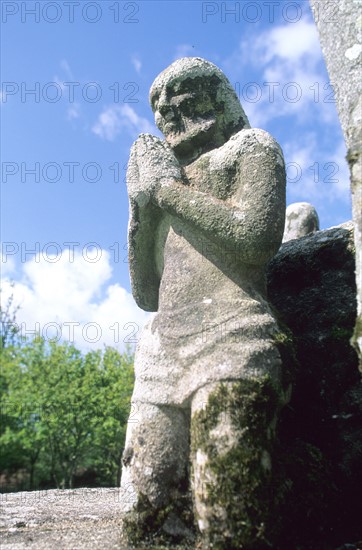 France, Bretagne, Cotes d'Armor, pestivien, calvaire, detail personnage sculpte, religion,