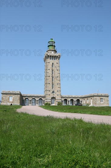 France, Bretagne, Cotes d'Armor, phare du cap frehel, granit, signalisation maritime,